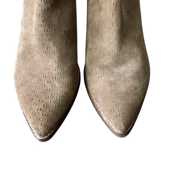 DOLCE VITA Suede Bootie Womens Sz 11 Tan Stacked Heel Pointed Toe - Picture 3 of 8